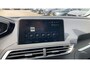 Peugeot 3008 1.6 e-THP Allure 165pk | Navigatie | Cruise Control | Camera | DAB | Parkeersensoren| Achterbank in delen neerklapbaar | Apple Carplay/Android Auto|telefoonintegratie premium | Bluetooth telefoonvoorbereiding