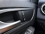 Mercedes-Benz A-klasse 180 AMG Edition Night Pack Panoramadak Navigatie Apple CarPlay Android Auto Camera Parkeerhulp Cruise Control Stoelverwarming Full Led Airco Lichtmetalen velgen