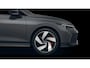 Volkswagen Golf 1.5 eHybrid GTE / 5JR Garantie / Pano / Leer / Trekhaak / DCC / 360 / HUD / Black Style / Matrix / Keyless
