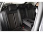 Volkswagen T-Roc 1.5 TSI 150pk DSG Style Trekhaak Camera Stoelverwarming Panoramadak LED