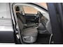 Volkswagen T-Roc 1.5 TSI 150pk DSG Style Trekhaak Camera Stoelverwarming Panoramadak LED