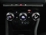 Renault Clio 1.6 E-Tech Hybrid 140 Business Zen | Cruise control | Park assist | Carplay | Navigatie | DAB | Lane assist | Virtual | Full LED