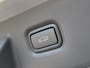 Hyundai Ioniq 5 Lounge AWD 84 kWh / SOH 99% / Fabrieksgarantie tot 02-2030 / CCS snelladen / Head Up Display / Warmtepomp / Trekgewicht 1600 kg / Elektrische achterklep / Stuur- Stoel & Achterbank verwarming / Rondomzicht camera / Bose Audio Systeem / Adaptief cruise control /