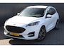 Ford Kuga 1.5 EcoBoost ST-Line X | Incl. 12 maanden Garantie | Elektrisch wegklapbare trekhaak | Stoel/stuurverwarming | Achteruitrijcamera | Navigatie | Climate controle | Adaptive cruise controle | Lane assist | Keyless entry/start | Draadloze telefoonlader | Dodehoekdetectie |