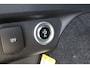 Ford Kuga 1.5 EcoBoost ST-Line X | Incl. 12 maanden Garantie | Elektrisch wegklapbare trekhaak | Stoel/stuurverwarming | Achteruitrijcamera | Navigatie | Climate controle | Adaptive cruise controle | Lane assist | Keyless entry/start | Draadloze telefoonlader | Dodehoekdetectie |