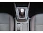 Ford Kuga 1.5 EcoBoost ST-Line X | Incl. 12 maanden Garantie | Elektrisch wegklapbare trekhaak | Stoel/stuurverwarming | Achteruitrijcamera | Navigatie | Climate controle | Adaptive cruise controle | Lane assist | Keyless entry/start | Draadloze telefoonlader | Dodehoekdetectie |