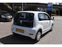 Volkswagen Up! 1.0 1e Eigenaar | 100% Dealer onderhouden | Airco | Camera | Sensoren Achter | 12 mnd BOVAG garantie | Whatsapp 06-53188999