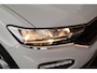 Volkswagen T-Roc 1.5 TSI 150pk DSG Style Camera Stuur+Stoelverw. Carplay Adaptive cruise
