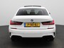 BMW 3-Serie 320e Business Edition Plus | Automaat | Apple Carplay / Android Auto | Panoramadak | Achteruitrijcamera | Parkeersensoren | Stoelverwarming | Stuurverwarming |