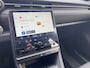Lexus LBX 1.5 Business Line 2WD, All season banden/ park sens V+A/ Dode hoek/ stoel en stuur verwarm