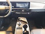 Kia EV6 Light Edition 63 kWh Nieuw model | Navi | Stoelverwarming vόόr en stuurwielverwarming | Achteruitrijcamera | Fabrieksgarantie t/m 30-4-2032 + 3x 1 jaar* | NAP