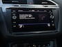 Volkswagen Tiguan 1.4 TSI eHybrid R-Line Business+ 245pk DSG | Panoramadak | Trekhaak | LED Matrix | Stoel- En stuurverwarming | Navigatie | Cruise Control | Camera |
