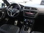 Volkswagen Tiguan 1.4 TSI eHybrid R-Line Business+ 245pk DSG | Panoramadak | Trekhaak | LED Matrix | Stoel- En stuurverwarming | Navigatie | Cruise Control | Camera |