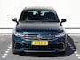 Volkswagen Tiguan 1.4 TSI eHybrid R-Line Business+ 245pk DSG | Panoramadak | Trekhaak | LED Matrix | Stoel- En stuurverwarming | Navigatie | Cruise Control | Camera |