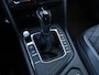 Volkswagen Tiguan 1.4 TSI eHybrid R-Line Business+ 245pk DSG | Panoramadak | Trekhaak | LED Matrix | Stoel- En stuurverwarming | Navigatie | Cruise Control | Camera |