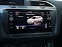 Volkswagen Tiguan 1.4 TSI eHybrid R-Line Business+ 245pk DSG | Panoramadak | Trekhaak | LED Matrix | Stoel- En stuurverwarming | Navigatie | Cruise Control | Camera |