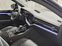Volkswagen Touareg 3.0 TSi eHybrid 4MOTION R LINE - NACHTZICHT - PANORAMADAK - TREKHAAK - LUCHTVERING - HUD - 360 CAMERA - SFEERVERLICHTING - STOELKOELING
