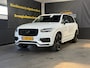 Volvo XC90 2.0 T8 Twin Engine AWD R-Design Black | Pano | 360 | H&K | ACC | Stoelkoeling | Trekhaak | Led | Top Uitvoering