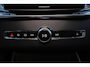 Volvo XC90 2.0 T8 Plug-in hybrid AWD Ultra Bright - Luchtvering - Panorama/schuifdak - IntelliSafe Assist & Surround - 360º Camera - Harman/Kardon audio - Adaptieve LED koplampen - Verwarmde voorstoelen, stuur & achterbank - Parkeersensoren voor & achter - Elektr. bedienb. voorstoelen met geheugen - Draadloze tel. lader - Extra getint glas - Inklapbare trekhaak - 21' LMV