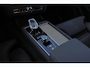 Volvo XC90 2.0 T8 Plug-in hybrid AWD Ultra Bright - Luchtvering - Panorama/schuifdak - IntelliSafe Assist & Surround - 360º Camera - Harman/Kardon audio - Adaptieve LED koplampen - Verwarmde voorstoelen, stuur & achterbank - Parkeersensoren voor & achter - Elektr. bedienb. voorstoelen met geheugen - Draadloze tel. lader - Extra getint glas - Inklapbare trekhaak - 21' LMV