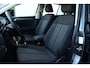 Volkswagen T-Roc 1.0 TSI Style / DAB / Adaptive Cruise / Trekhaak