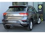 Volkswagen T-Roc 1.0 TSI Style / DAB / Adaptive Cruise / Trekhaak
