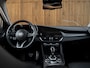 Alfa Romeo Giulia 2.2 Sprint | Panoramadak | Veloce stoelen | Carplay | Adapt. cruise