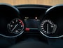 Alfa Romeo Giulia 2.2 Sprint | Panoramadak | Veloce stoelen | Carplay | Adapt. cruise