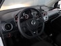 Volkswagen Up! 1.0 65 pk | Navigatie via App | Airco | Parkeersensoren achter | Achteruitrijcamera | Cruise control |