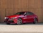 Alfa Romeo Giulia 2.0 T Veloce 280pk AWD | 19'' | Carplay | Adapt. cruise | BTW auto