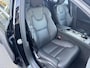Volvo V60 2.0 B3 Plus Dark |CARPLAY|STOELVW.|H/K|NAVI|CRUISE|TREKHAAK| 18445 / 4738
