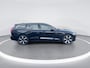 Volvo V60 2.0 B3 Plus Dark |CARPLAY|STOELVW.|H/K|NAVI|CRUISE|TREKHAAK| 18445 / 4738