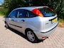 Ford Focus 1.6-16V Automaat Airco 5-deurs EXPORT HANDEL ZO MEENEMEN