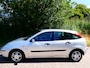 Ford Focus 1.6-16V Automaat Airco 5-deurs EXPORT HANDEL ZO MEENEMEN