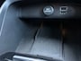Volvo XC40 2.0 T4 R-Design | Trekhaak | Pilot Assist | Camera | BLIS | Harman/Kardon | Stoelverwarming |