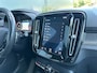 Volvo XC40 2.0 T4 R-Design | Trekhaak | Pilot Assist | Camera | BLIS | Harman/Kardon | Stoelverwarming |