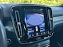 Volvo XC40 2.0 T4 R-Design | Trekhaak | Pilot Assist | Camera | BLIS | Harman/Kardon | Stoelverwarming |