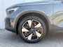 Volvo EC40 Single Motor Extended Range Plus Europa 82 kWh | Forest Lake Metallic | Panoramadak | Harman Kardon audio | Adaptieve Cruise Control | verwarmbare voorstoelen, stuurwiel & achterbank | 19 inch lichtmetalen velgen | 360 graden rondomzicht camera