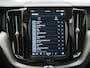 Volvo XC60 2.0 T6 Plug-in hybrid AWD Essential Bright - RIJKLAARPRIJS - All Seasonbanden - Achteruitrijcamera - Elektrisch Glazen Panoramadak - Elektrische Uitklapbare Trekhaak - Stoel- en Stuurverwarming!
