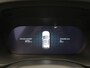 Volvo XC60 2.0 T6 Plug-in hybrid AWD Essential Bright - RIJKLAARPRIJS - All Seasonbanden - Achteruitrijcamera - Elektrisch Glazen Panoramadak - Elektrische Uitklapbare Trekhaak - Stoel- en Stuurverwarming!