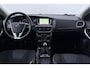 Volvo V40 2.0 T3 Nordic+ | Standkachel | LED | Stoelverwarming | Verwarmde Voorruit | Parkeersensoren