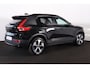 Volvo XC40 B3 Ultra Dark - Panorama/schuifdak - IntelliSafe Assist & Surround - 360º Camera - Harman/Kardon audio - Verwarmde voorstoelen & stuur - Parkeersensoren voor & achter - Elektr. bedienb. voorstoelen met geheugen links - Draadloze tel. lader - Extra getint glas - Inklapbare trekhaak - 19' LMV