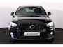 Volvo XC40 B3 Ultra Dark - Panorama/schuifdak - IntelliSafe Assist & Surround - 360º Camera - Harman/Kardon audio - Verwarmde voorstoelen & stuur - Parkeersensoren voor & achter - Elektr. bedienb. voorstoelen met geheugen links - Draadloze tel. lader - Extra getint glas - Inklapbare trekhaak - 19' LMV