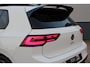Volkswagen Golf 2.0 TSI GTI | Clubsport | Panoramadak | HUD | IQ Light | Camera | Adaptive cruise | Lane assist | Stoelverwarming