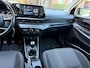 Hyundai i20 1.2 MPI Comfort / bj.2020 / wit/zwart / navigatie / sportvelgen / NAP met 90372 km/ boekjes / 2 sleutels / APK 08/2028