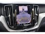 Volvo XC60 2.0 T6 Plug-in Hybrid AWD Plus Dark | Head-up Display | 360 Graden Camera | Harman Kardon Audio | Panoramadak | Lederen Bekleding | Stoelverwarming voor en achter | Cruise Control Adaptief | BLIS | Keyless Entry | Elektrische Achterklep | Google Navigatie | Apple Carplay | Android Auto