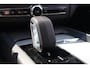Volvo XC60 2.0 T6 Plug-in Hybrid AWD Plus Dark | Head-up Display | 360 Graden Camera | Harman Kardon Audio | Panoramadak | Lederen Bekleding | Stoelverwarming voor en achter | Cruise Control Adaptief | BLIS | Keyless Entry | Elektrische Achterklep | Google Navigatie | Apple Carplay | Android Auto