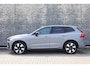 Volvo XC60 2.0 T6 Plug-in Hybrid AWD Plus Dark | Head-up Display | 360 Graden Camera | Harman Kardon Audio | Panoramadak | Lederen Bekleding | Stoelverwarming voor en achter | Cruise Control Adaptief | BLIS | Keyless Entry | Elektrische Achterklep | Google Navigatie | Apple Carplay | Android Auto