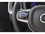 Volvo XC60 2.0 T6 Plug-in Hybrid AWD Plus Dark | Head-up Display | 360 Graden Camera | Harman Kardon Audio | Panoramadak | Lederen Bekleding | Stoelverwarming voor en achter | Cruise Control Adaptief | BLIS | Keyless Entry | Elektrische Achterklep | Google Navigatie | Apple Carplay | Android Auto