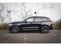 Volvo XC60 2.0 T8 Plug-in hybrid AWD Ultra Black Edition | Adaptieve Cruise Control | Panoramadak | Head-Up Display | Harman Kardon Audio | Stoel-/Stuurverwarming | 360° Parkeercamera | Dodehoek Detectie |